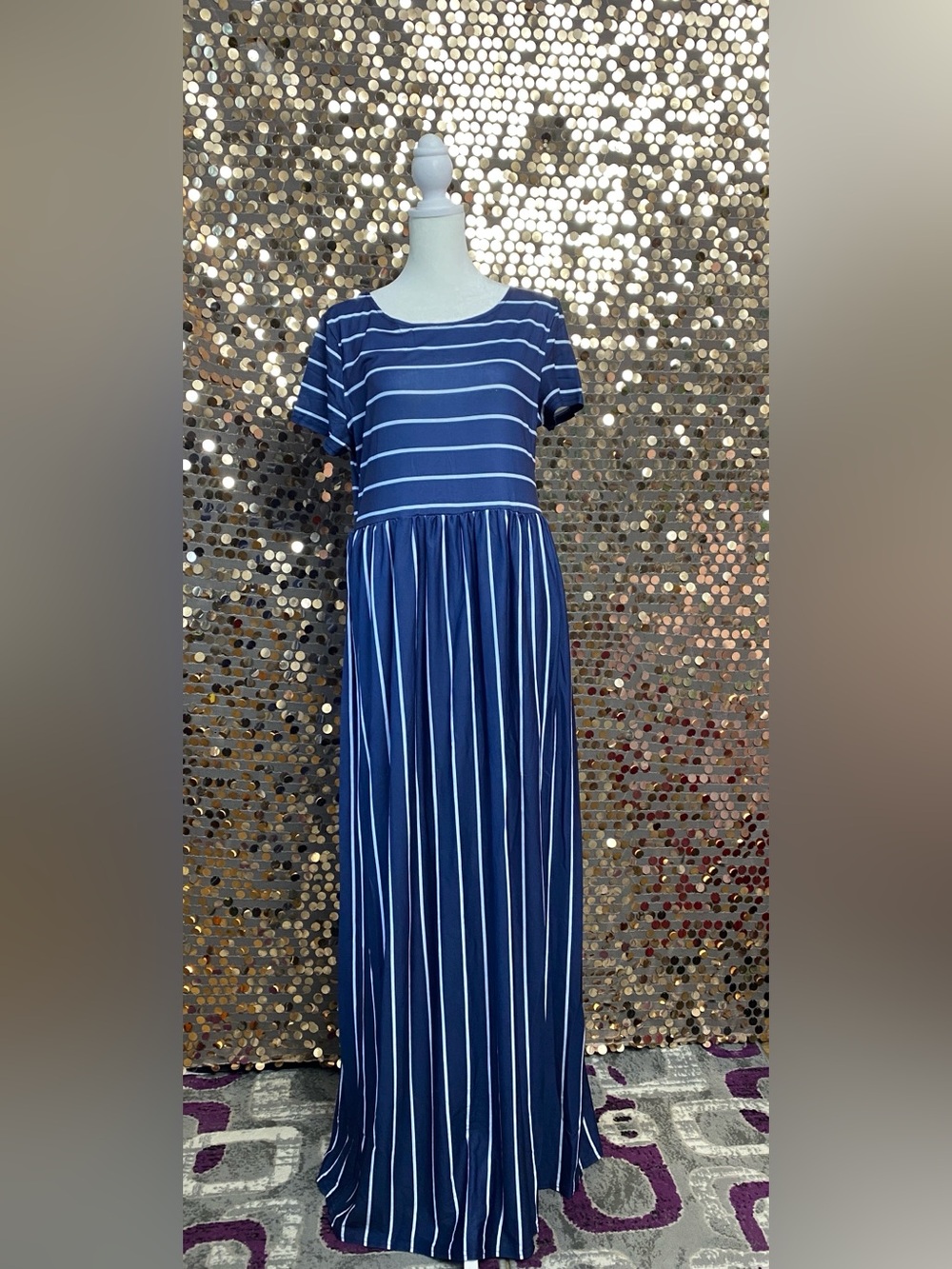 Blue & white striped maxi dress short sleeve size large #1525